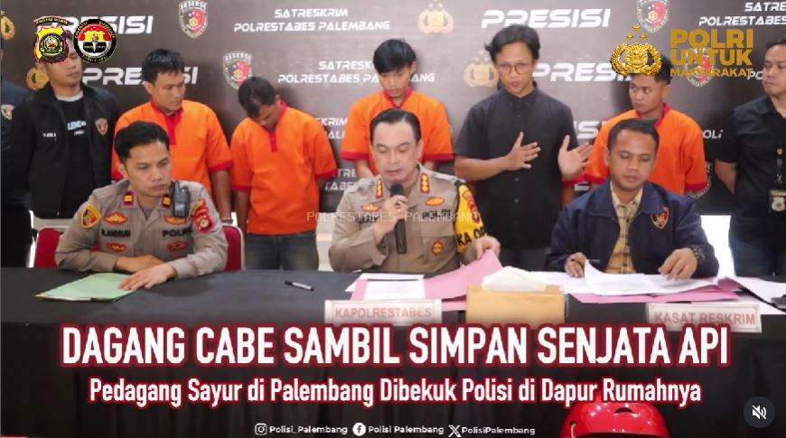 Dagang Cabai Sambil Simpan Senjata Api: Pedagang Sayur di Palembang Dibekuk Polisi di Dapur Rumahnya